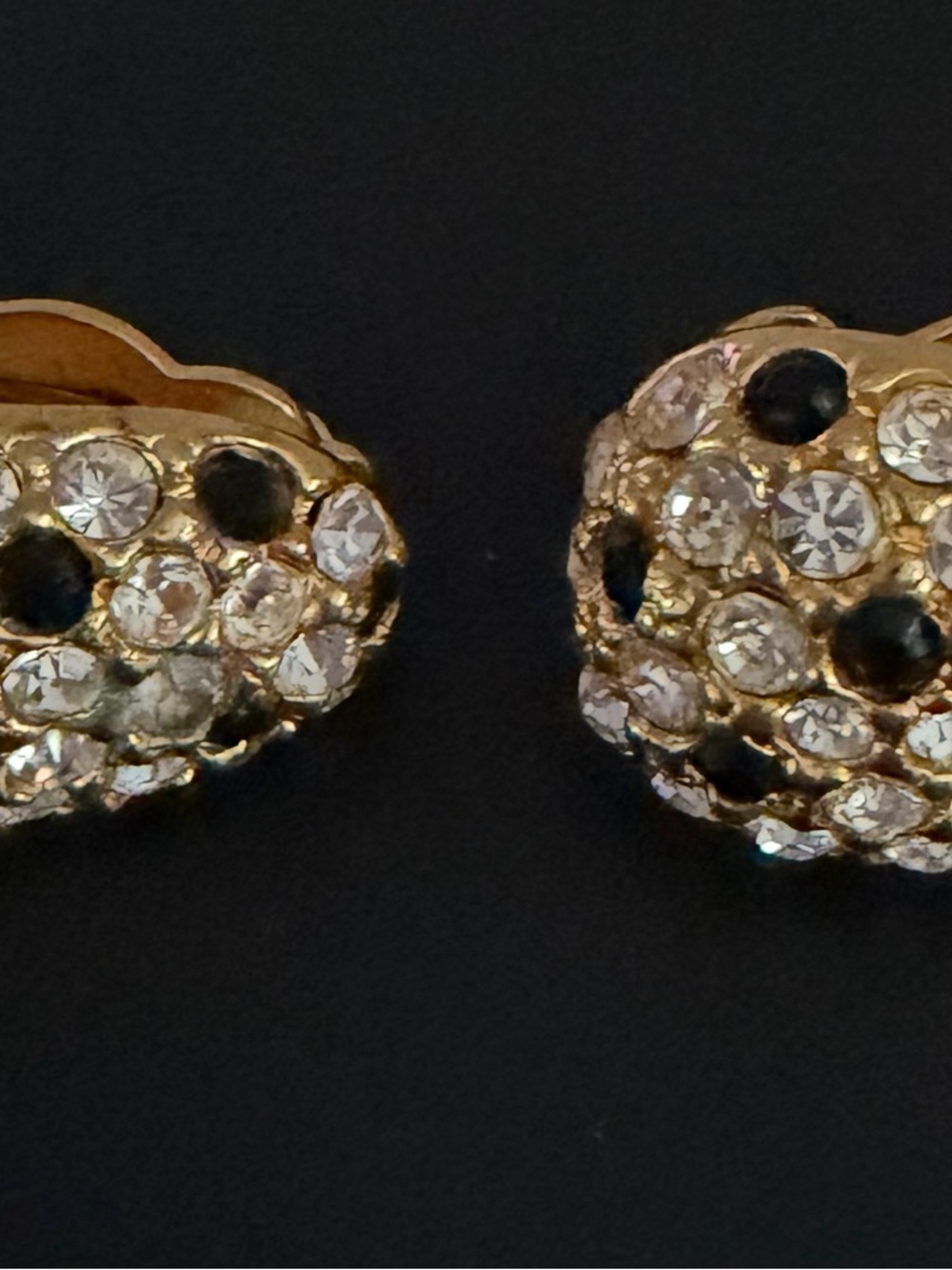 Vintage Kenneth Jay Lane Gold-Tone Crystal Clip-On Earrings Excellent Condition. - Picture 2 of 6